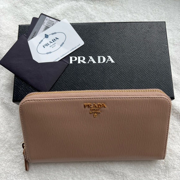 Prada Long Saffiano Leather Wallet - Picture 1 of 5
